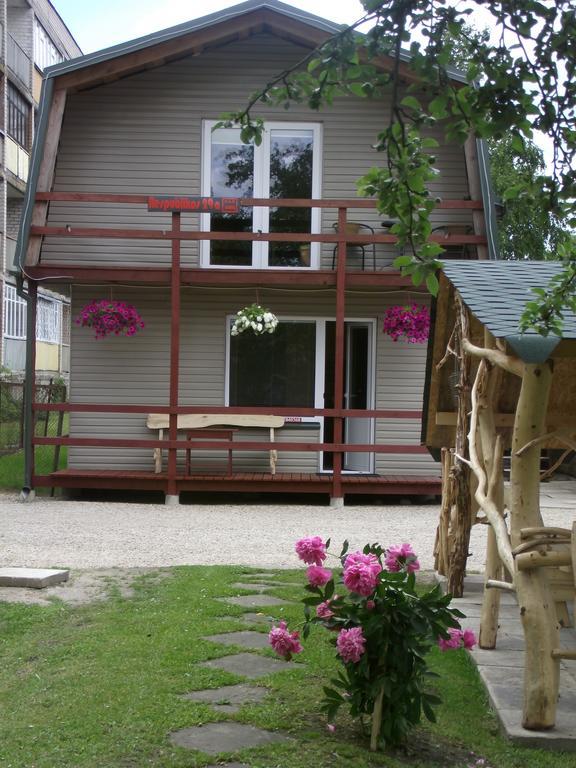 Bed and Breakfast Nakvyne Rokiskyje à Rokiskis Extérieur photo