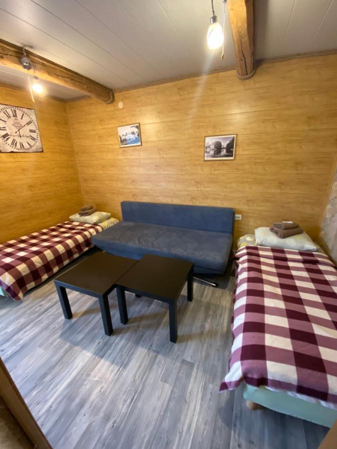 Bed and Breakfast Nakvyne Rokiskyje à Rokiskis Extérieur photo